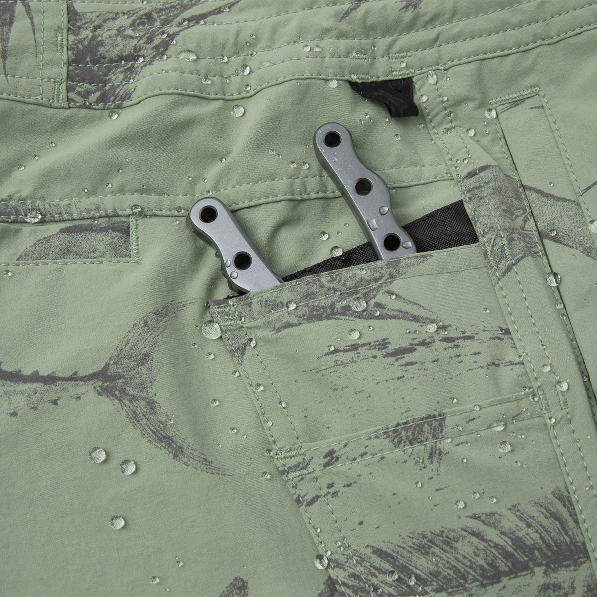 Pelagic Trending | Ws Shorts - Ws Traverse Gyotaku